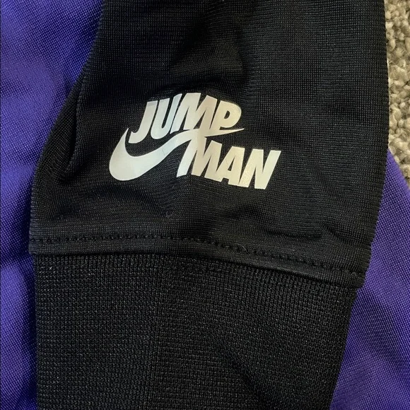 NEW! PURPLE & BLACK JORDAN 2-PIECE ZIP-UP & SWEATPANTS SET. SIZE 6. BOYS. - Picture 7 of 11